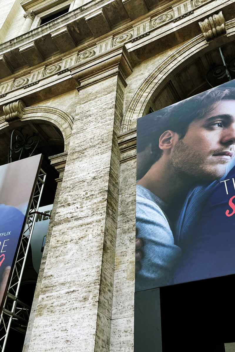 Презентация итальянского сериала Netflix «Tutto chiede salvezza»